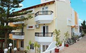 W Suites by Estia ex Camelot